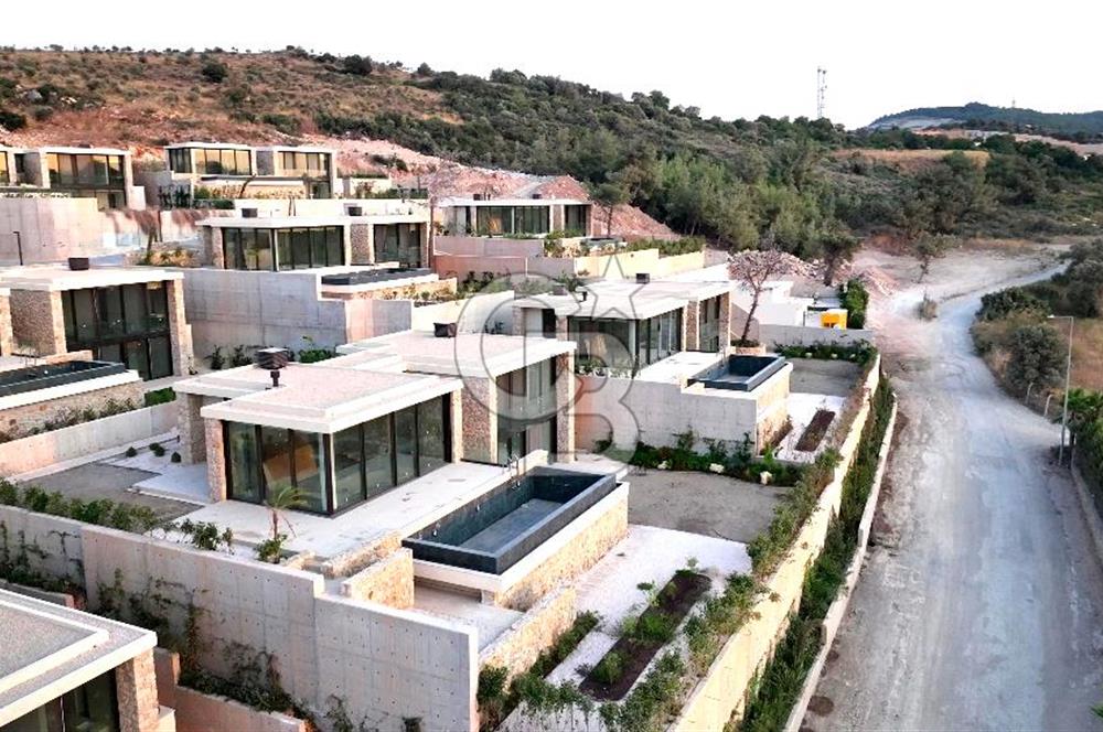 Veryeri Kekliktepe Deniz Ve Vadi Manzaralı 8+1 Lüks Villa