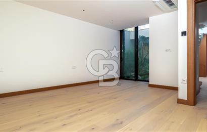 Veryeri Kekliktepe Deniz Ve Vadi Manzaralı 8+1 Lüks Villa
