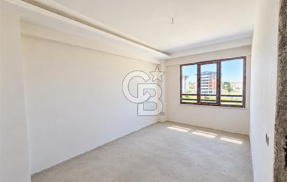 COLDWELL BANKER'DAN SELÇUKLUDA HARİKA KONUMLU LÜKS 2+1 DAİRE