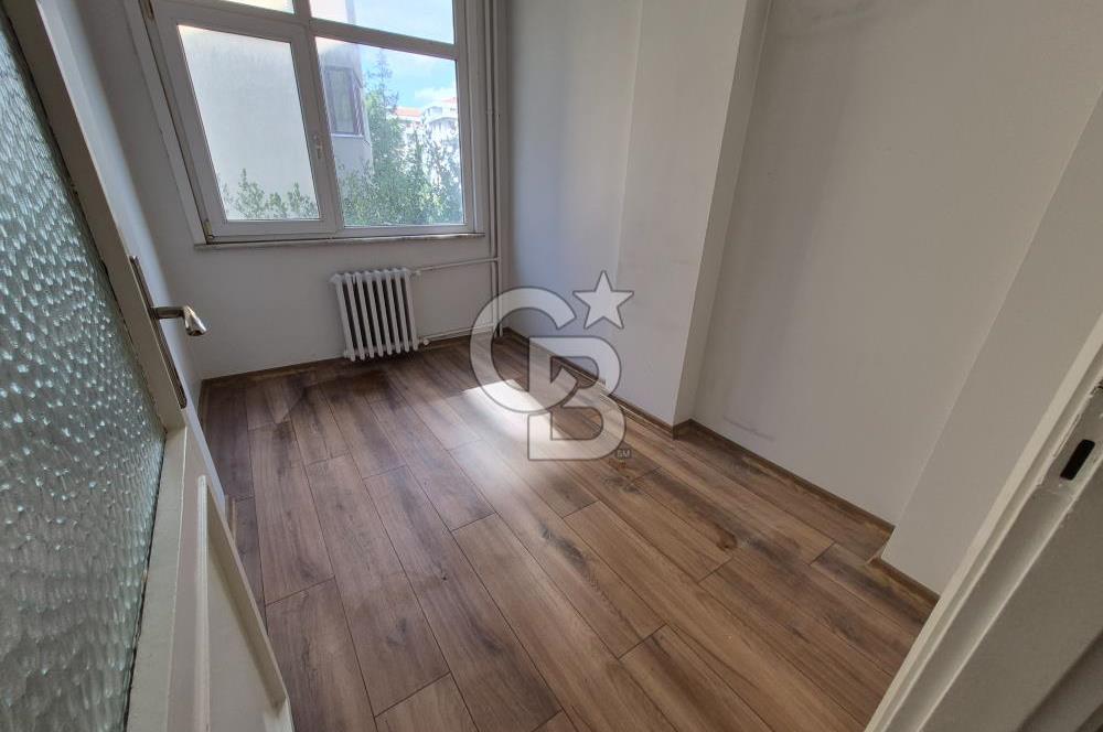 FAHRETTİN KERİM GÖKAY CADDESİ'NDE KİRALIK 3+1 125 M2 DAİRE