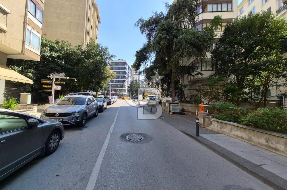 FAHRETTİN KERİM GÖKAY CADDESİ'NDE KİRALIK 3+1 125 M2 DAİRE