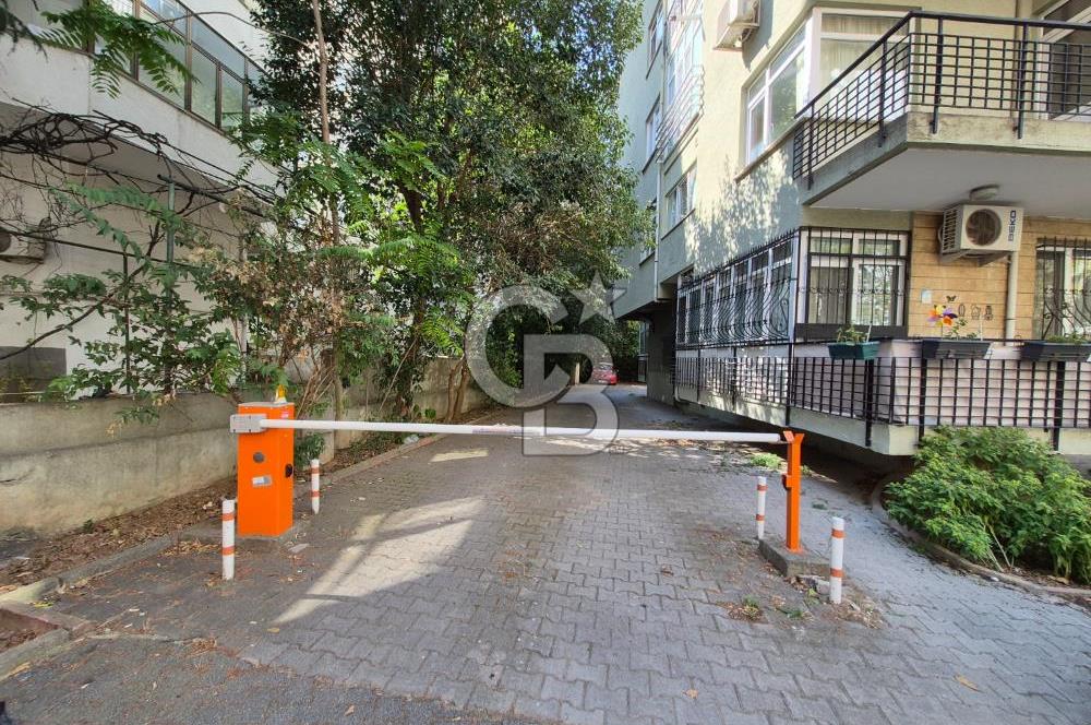 FAHRETTİN KERİM GÖKAY CADDESİ'NDE KİRALIK 3+1 125 M2 DAİRE