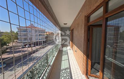 COLDWELL BANKER'DAN ŞEHİR MERKEZİNDE 4+1 KİRALIK DAİRE