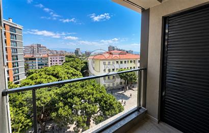 Karşıyaka Medical Point Hastanesi Yakını 2+1 Kapalı Mutfak Satılık Daire