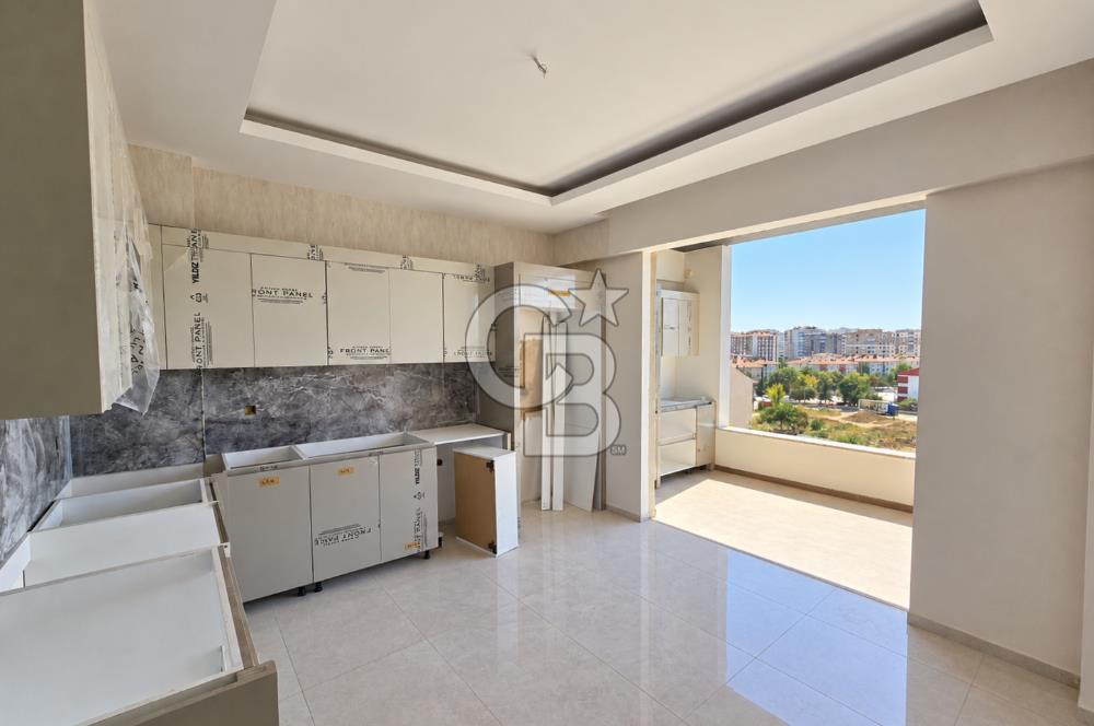 COLDWELL BANKER'DAN SELÇUKLUDA HARİKA KONUMLU LÜKS 4+1 DAİRE