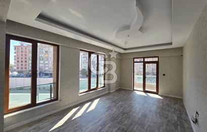 COLDWELL BANKER'DAN ŞEHİR MERKEZİNDE 4+1 KİRALIK DAİRE
