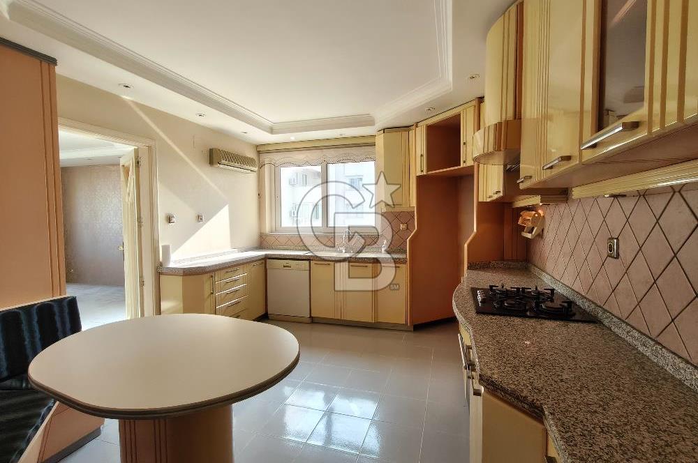 REŞATBEY MH.265m2 GENİŞ FERAH NEHİR MANZARALI 4+1 SATILIK