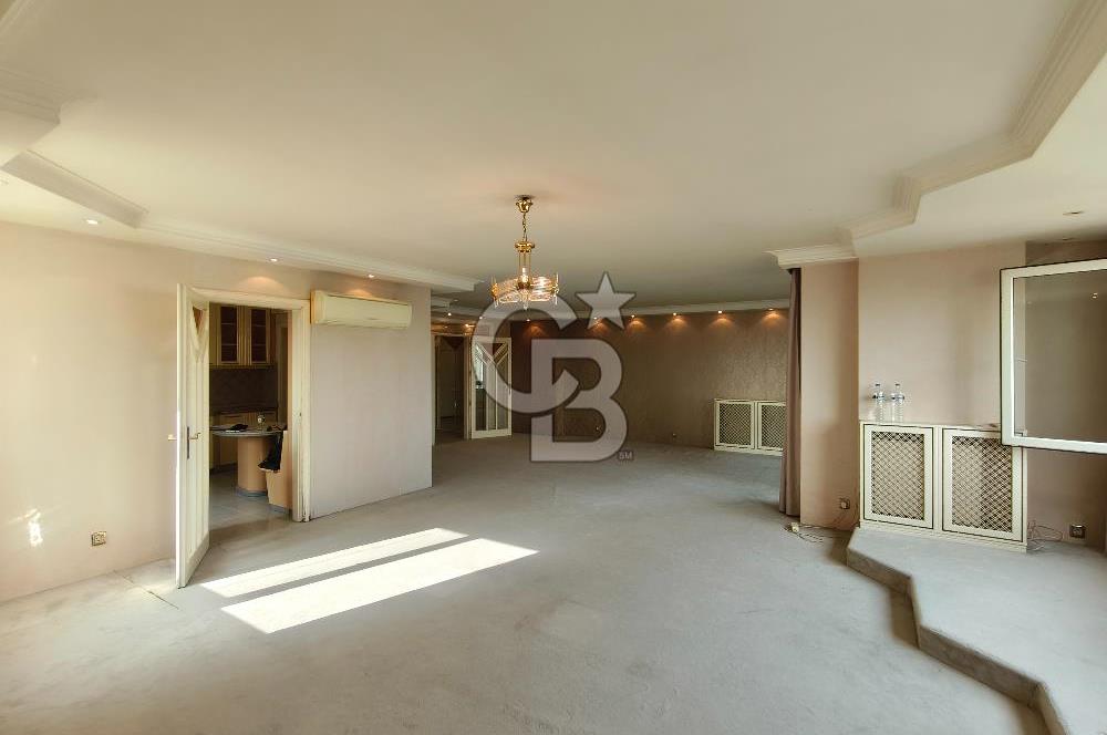 REŞATBEY MH.265m2 GENİŞ FERAH NEHİR MANZARALI 4+1 SATILIK