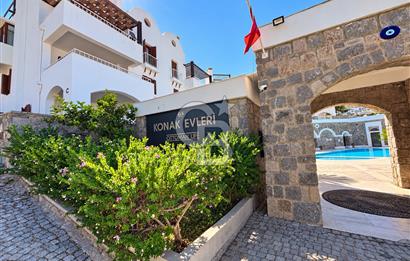 BODRUM-TURGUTREİS KARABAĞDA HAVUZLU NEZİH SİTEDE 3+1 BAHÇE KATI