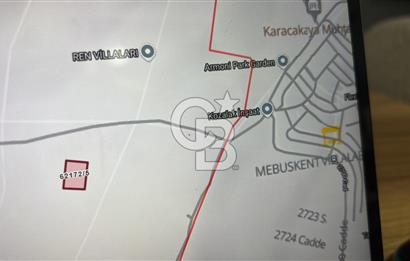 MEBUSKENT'DE BULVARA YOLA CEPHE 200 m2 SATILIK ARSA