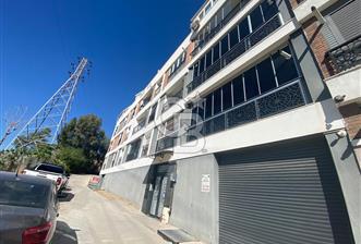 KARŞIYAKA TOSKANA EVLERİNDE SATILIK GENİŞ FERAH EŞYALI 1+1 DAİRE - 9 - 374301