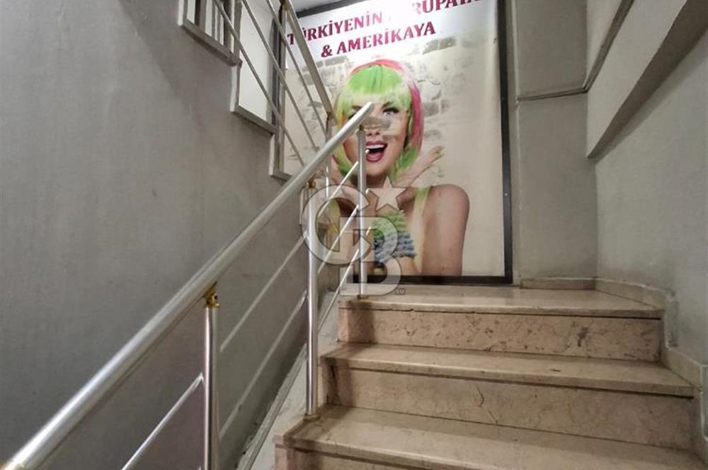ŞİRİNEVLERİN KALBİNDE E5YANI 1050 M² KOMPLE SATILIK İŞ MERKEZİ