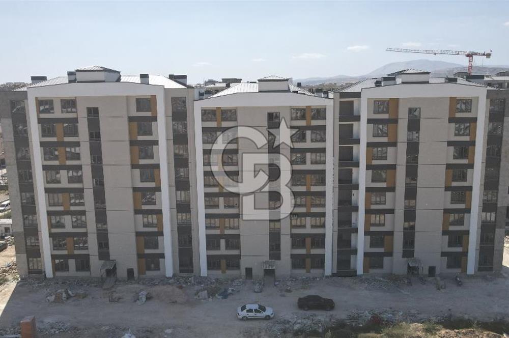 COLDWELL BANKER'DAN SELÇUKLUDA HARİKA KONUMLU LÜKS 2+1 DAİRE