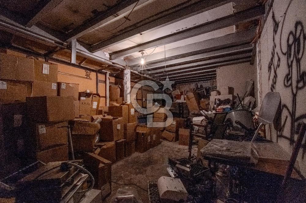 ÜSKÜDAR ÇENGELKÖY SATILIK 4 KATLI KOMPLE BİNA CAFE BOĞAZ MANZARA