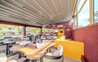 ÜSKÜDAR ÇENGELKÖY SATILIK 4 KATLI KOMPLE BİNA CAFE BOĞAZ MANZARA