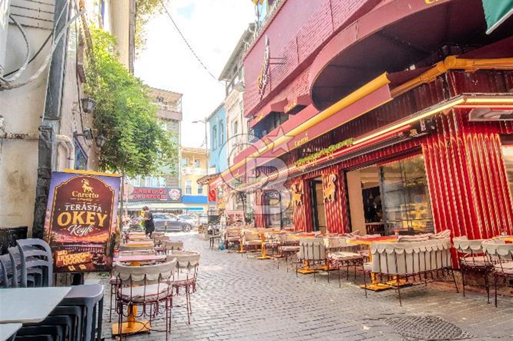 ÜSKÜDAR ÇENGELKÖY SATILIK 4 KATLI KOMPLE BİNA CAFE BOĞAZ MANZARA