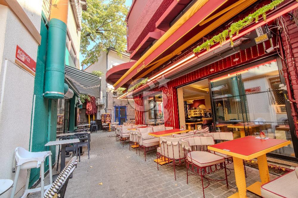 ÜSKÜDAR ÇENGELKÖY SATILIK 4 KATLI KOMPLE BİNA CAFE BOĞAZ MANZARA