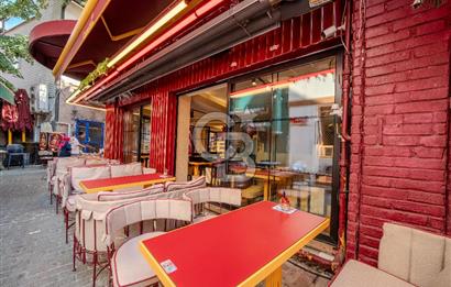 ÜSKÜDAR ÇENGELKÖY SATILIK 4 KATLI KOMPLE BİNA CAFE BOĞAZ MANZARA