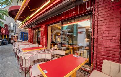 ÜSKÜDAR ÇENGELKÖY SATILIK 4 KATLI KOMPLE BİNA CAFE BOĞAZ MANZARA