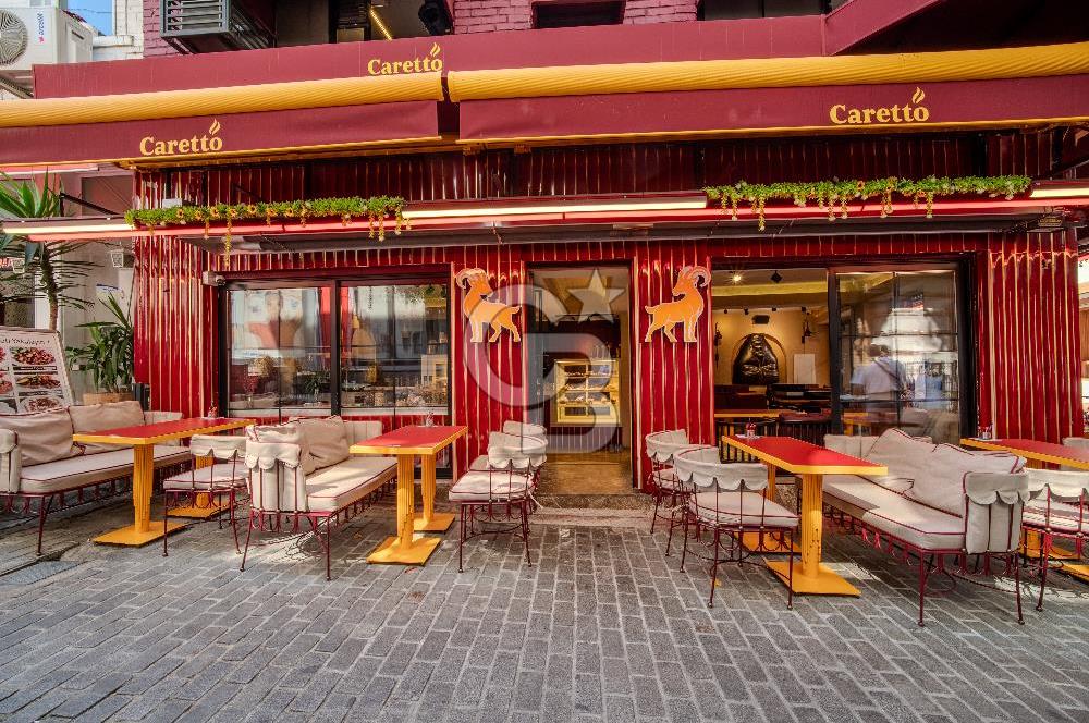 ÜSKÜDAR ÇENGELKÖY SATILIK 4 KATLI KOMPLE BİNA CAFE BOĞAZ MANZARA