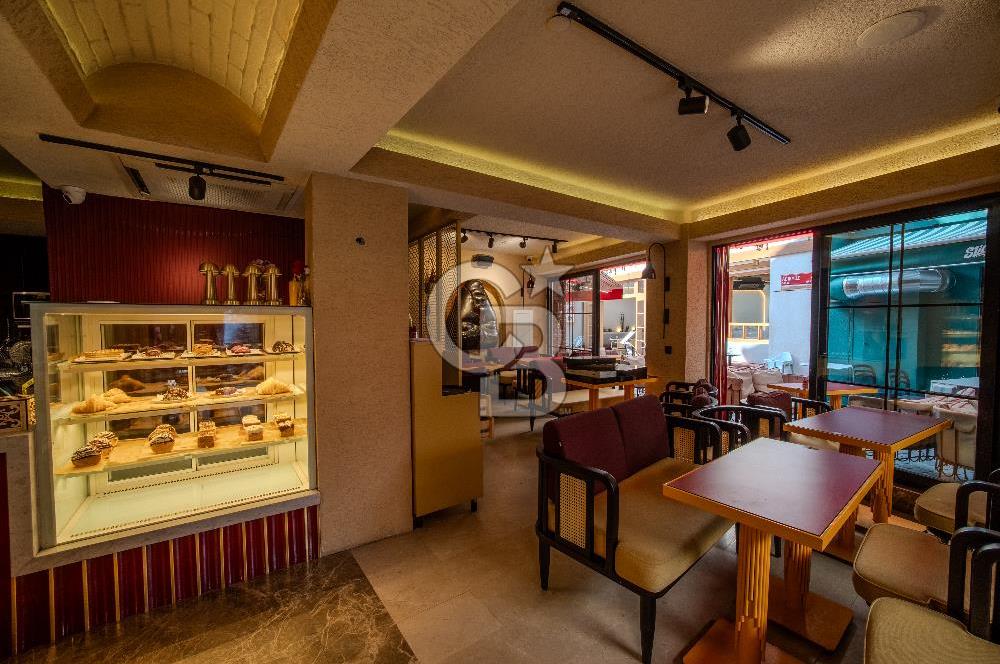ÜSKÜDAR ÇENGELKÖY SATILIK 4 KATLI KOMPLE BİNA CAFE BOĞAZ MANZARA