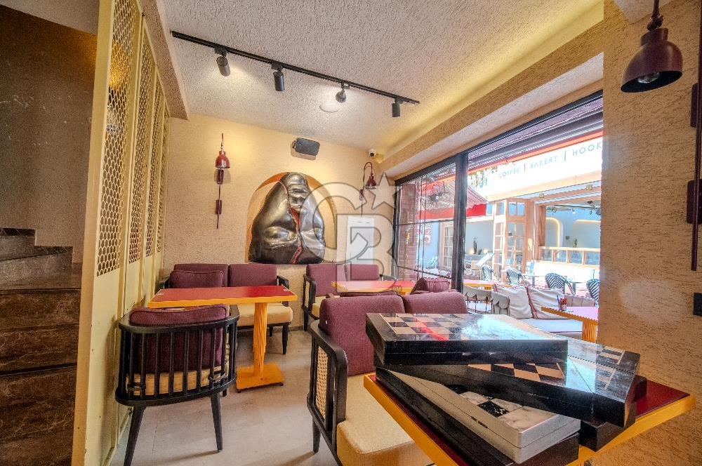 ÜSKÜDAR ÇENGELKÖY SATILIK 4 KATLI KOMPLE BİNA CAFE BOĞAZ MANZARA
