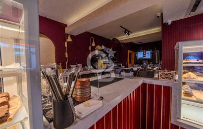 ÜSKÜDAR ÇENGELKÖY SATILIK 4 KATLI KOMPLE BİNA CAFE BOĞAZ MANZARA