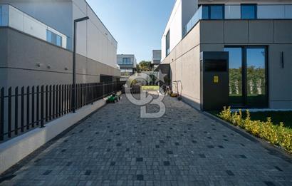 BURSA NİLÜFERKÖY AVLU VİLLALARINDA ARSA PAYI BÜYÜK SATILIK VİLLA