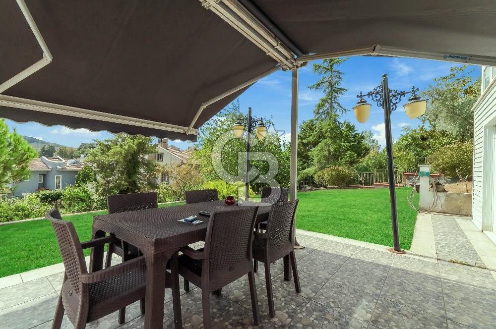 ARIKÖY'DE BÜYÜK BAHÇELİ VE FULL EŞYALI KİRALIK DAİRE
