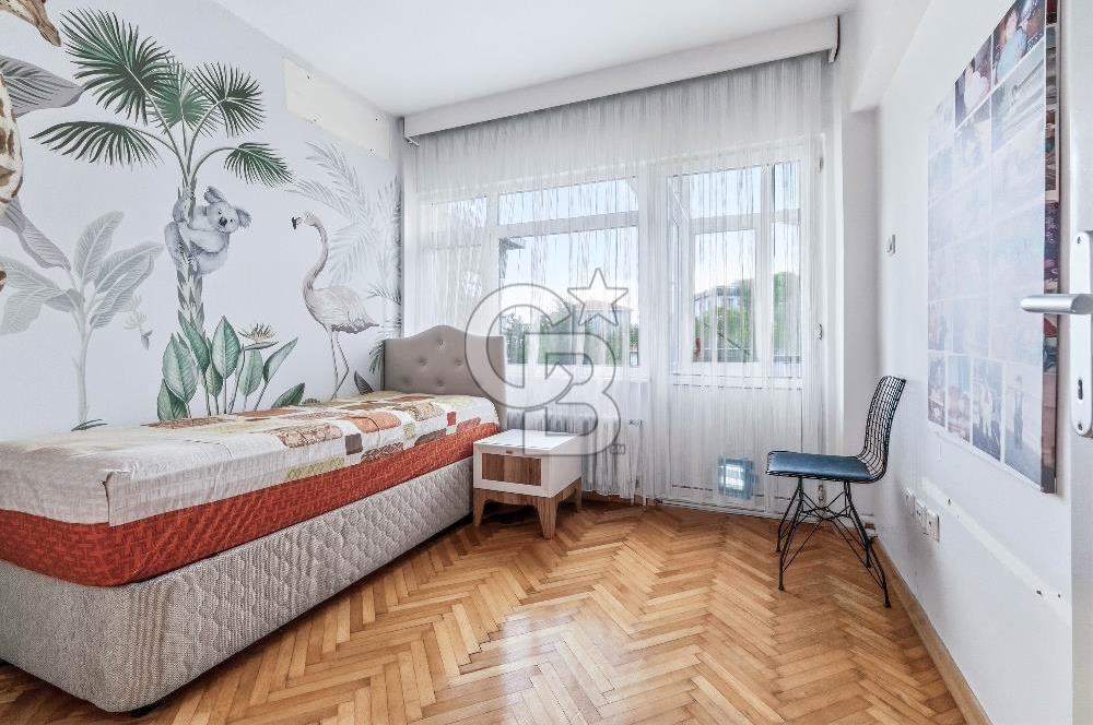 BORSA İSTANBUL VE İSTİNYEPARK AVM KOMŞU KİRALIK DAİRE