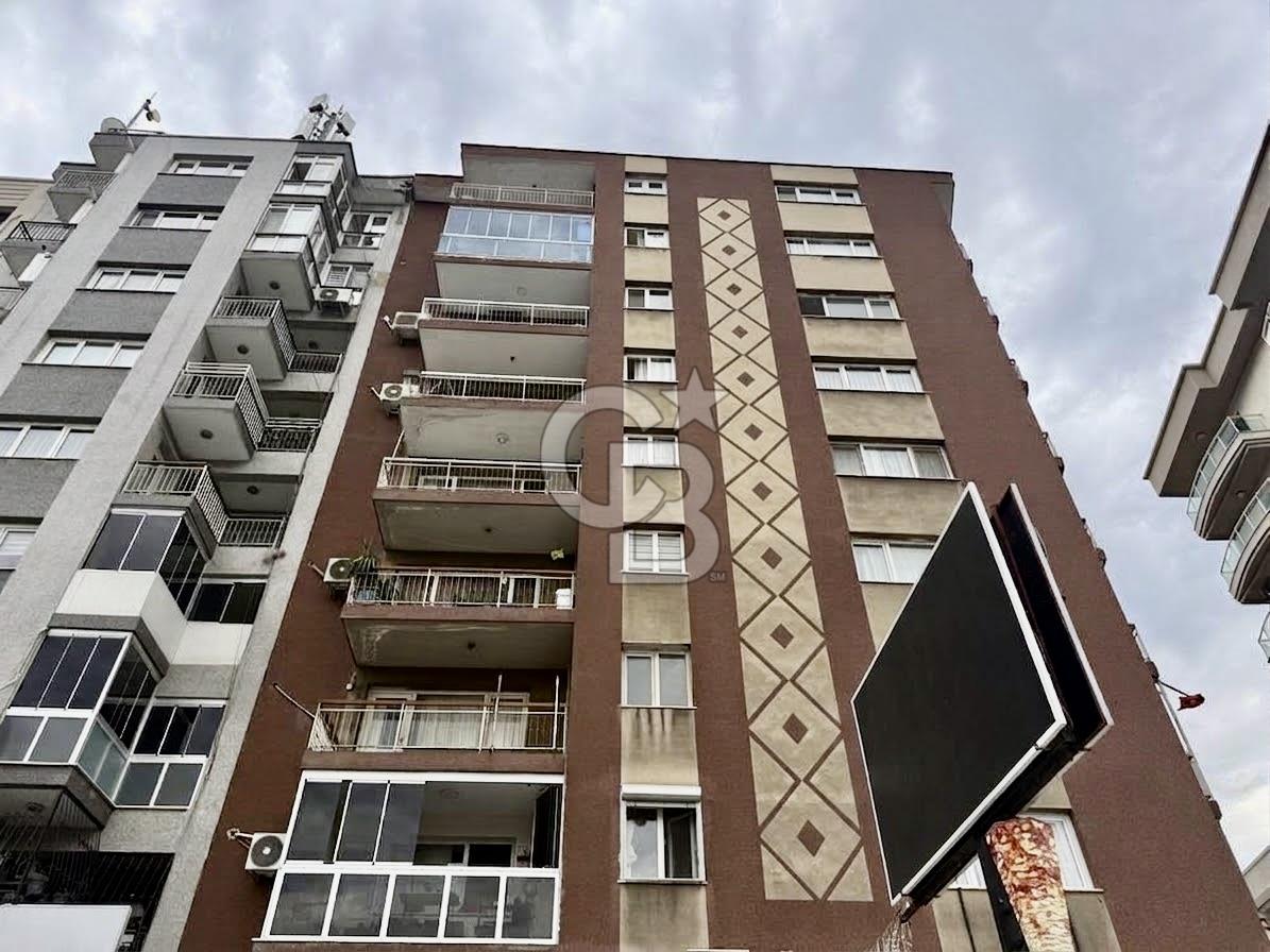 İzmir karsiyaka anadolu cad uzerinde satilik daire