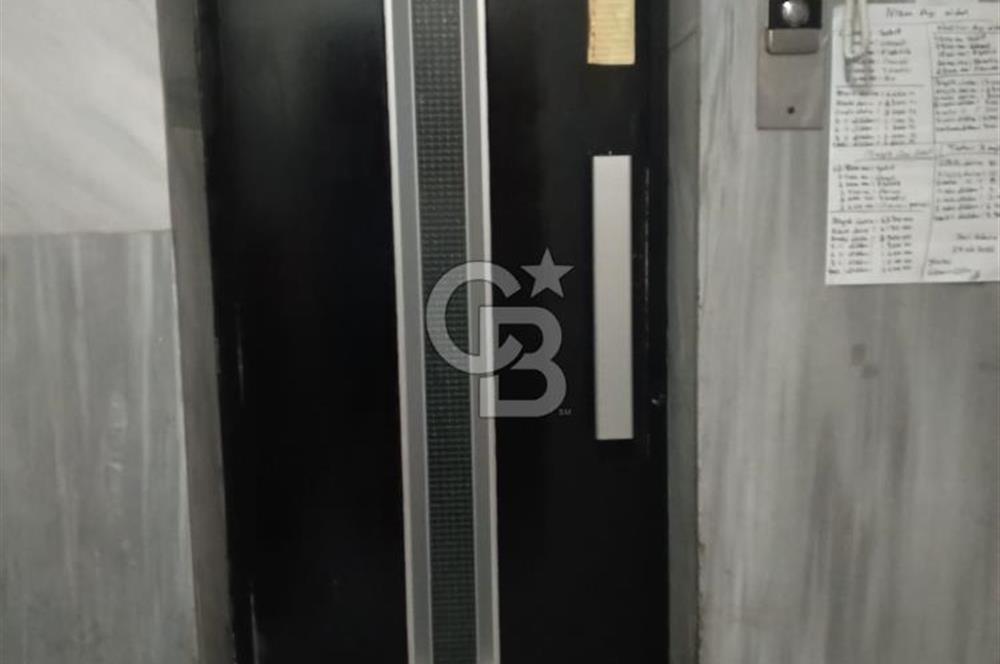 CB CITY'DEN ATATÜRK CADDESİNDE KİRALIK 2+1 DAİRE
