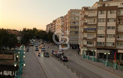 CB CITY'DEN ATATÜRK CADDESİNDE KİRALIK 2+1 DAİRE
