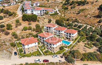 GÖKÇEADADA HAVUZLU SİTE 2+1 VE 1+0 DAİRE FIRSAT TEK FİYAT