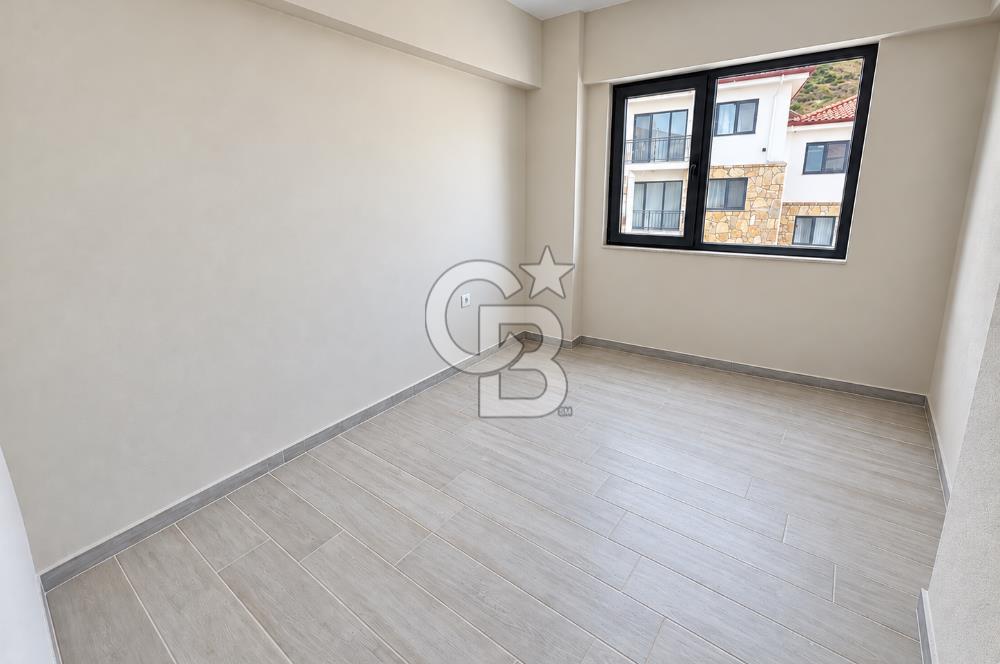 GÖKÇEADADA HAVUZLU SİTE 2+1 VE 1+0 DAİRE FIRSAT TEK FİYAT