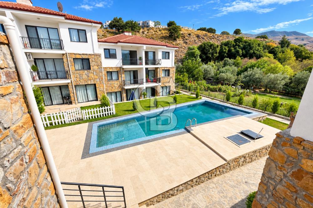 GÖKÇEADADA HAVUZLU SİTE 2+1 VE 1+0 DAİRE FIRSAT TEK FİYAT