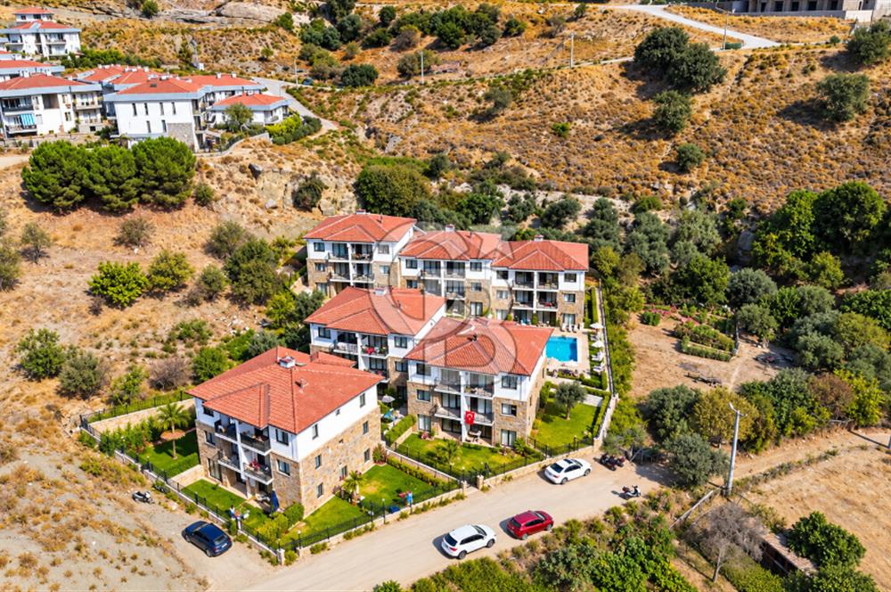 GÖKÇEADADA HAVUZLU SİTE 2+1 VE 1+0 DAİRE FIRSAT TEK FİYAT