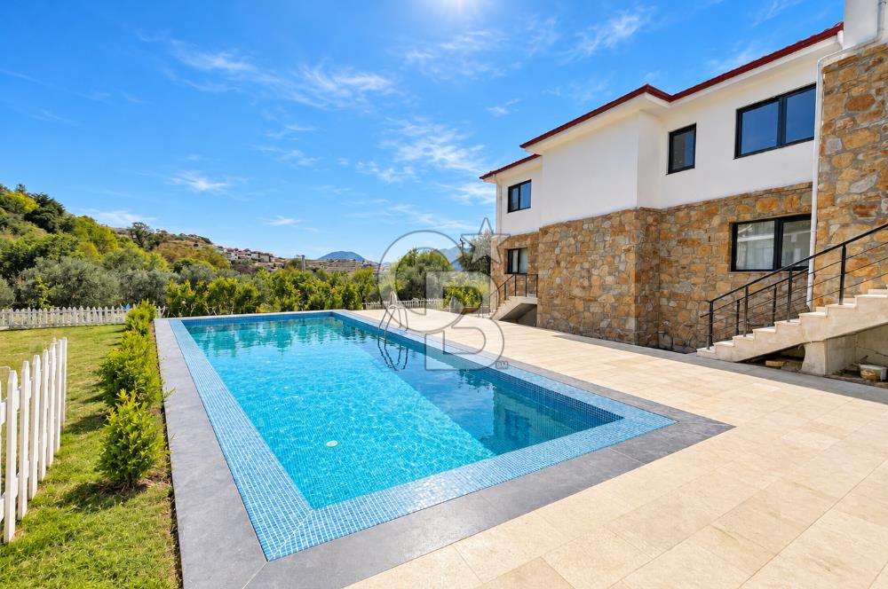 GÖKÇEADADA HAVUZLU SİTE 2+1 VE 1+0 DAİRE FIRSAT TEK FİYAT