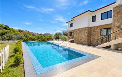 GÖKÇEADADA HAVUZLU SİTE 2+1 VE 1+0 DAİRE FIRSAT TEK FİYAT
