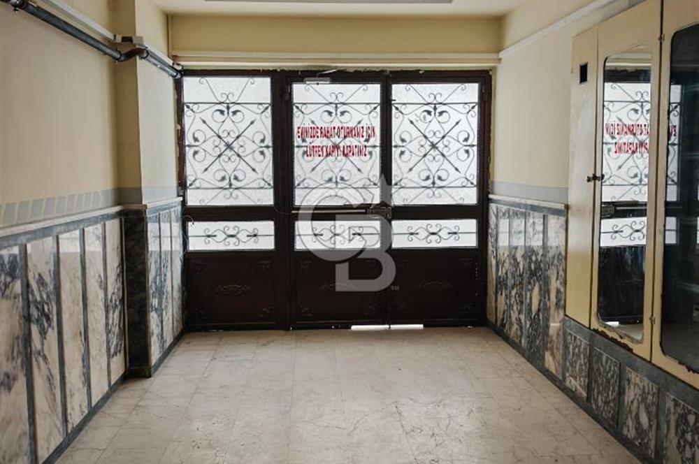 OF'DA MERKEZİ KONUMA SAHİP LÜKS SATILIK DAİRE