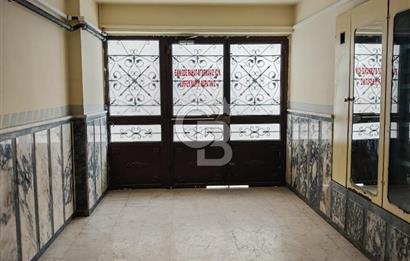OF'DA MERKEZİ KONUMA SAHİP LÜKS SATILIK DAİRE