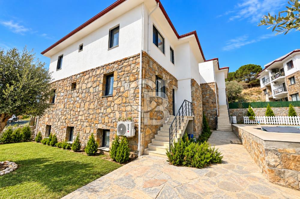 GÖKÇEADADA HAVUZLU SİTE 2+1 VE 1+0 DAİRE FIRSAT TEK FİYAT