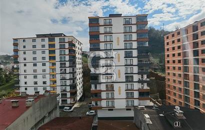 OF'DA MERKEZİ KONUMA SAHİP LÜKS SATILIK DAİRE
