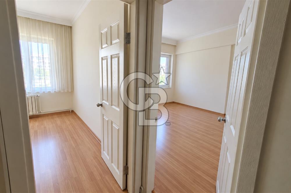 TUZLA YAYLA MAHALLESİ ERTUG SİTESİNDE SATILIK FERAH 3+1