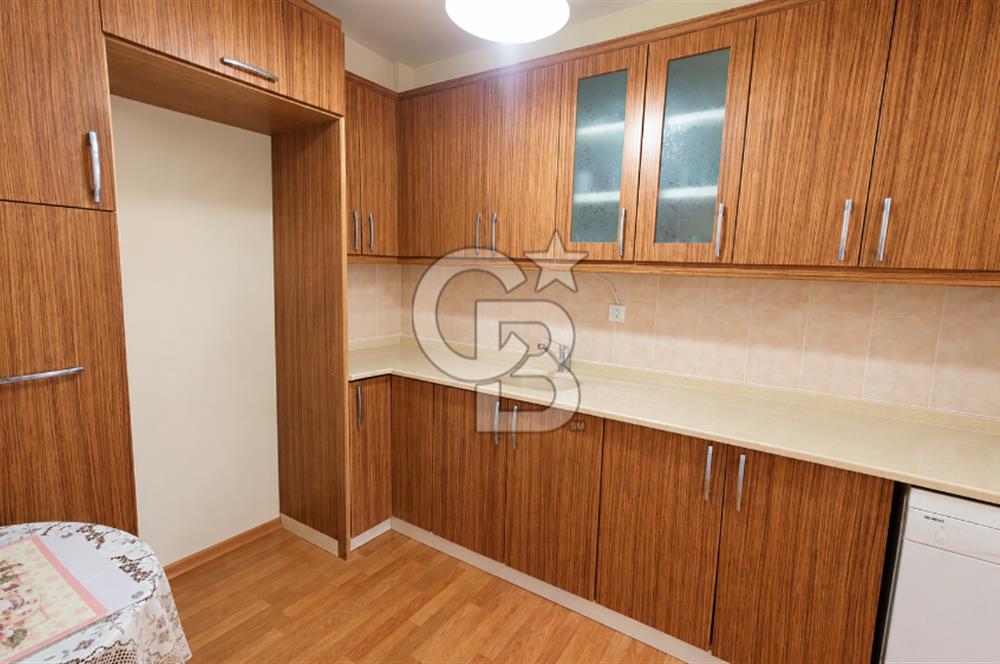 TUZLA YAYLA MAHALLESİ ERTUG SİTESİNDE SATILIK FERAH 3+1