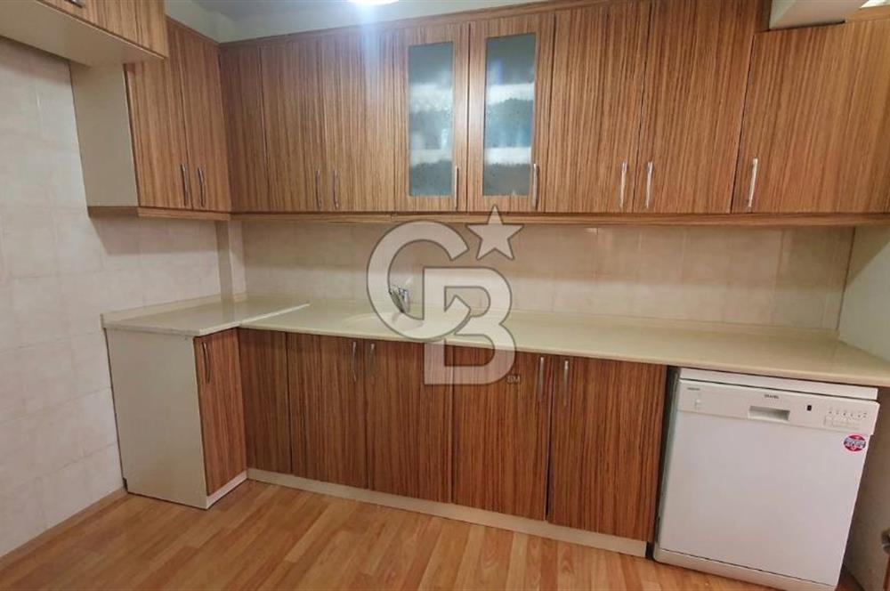 TUZLA YAYLA MAHALLESİ ERTUG SİTESİNDE SATILIK FERAH 3+1
