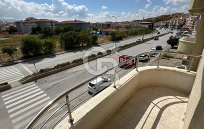 CB VİZYON GAYRİMENKULDEN İŞLEK CADDE ÜZERİ ARA KAT KİRALIK 3+1