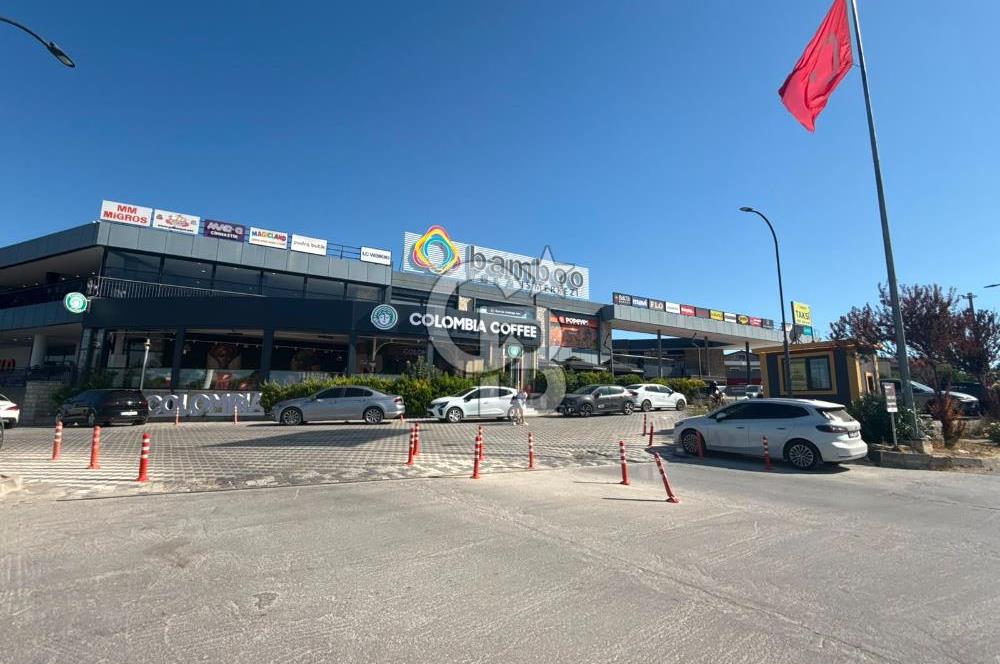 Urla Bamboo AVMde Devren Kiralık Dükkan