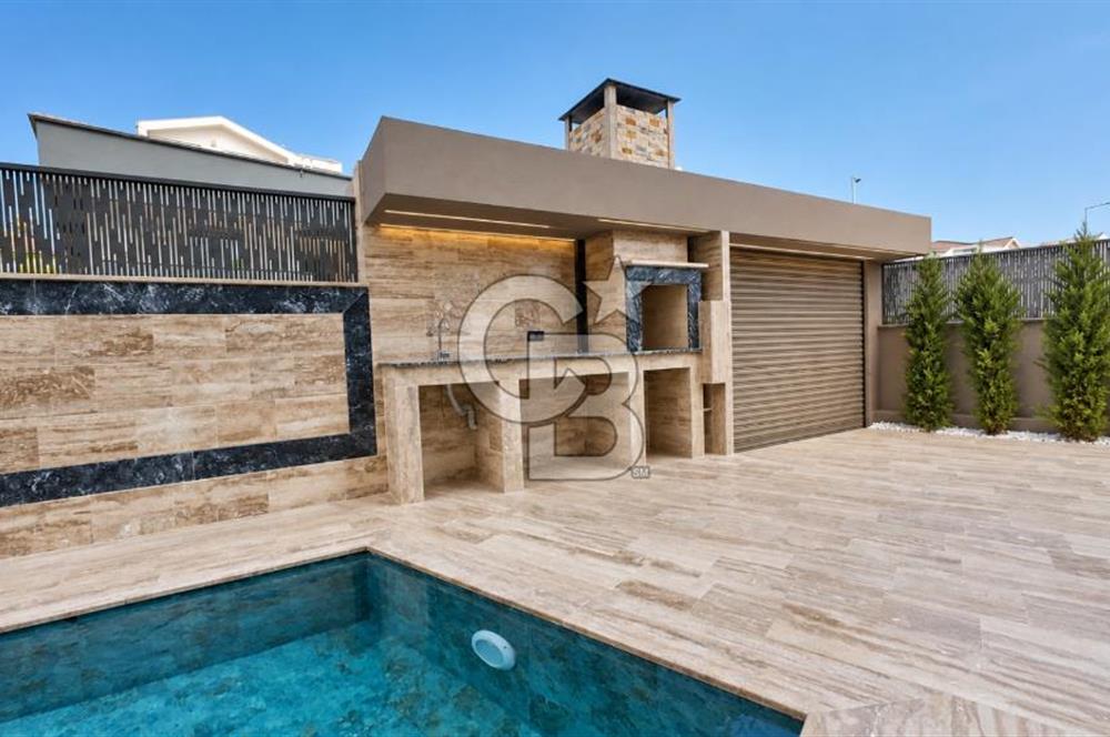 KEMER'DE ÖZEL HAVUZLU, SAUNALI PREMİUM VİLLA | 225 m² NET