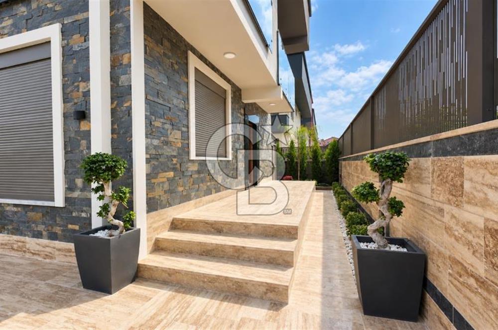 KEMER'DE ÖZEL HAVUZLU, SAUNALI PREMİUM VİLLA | 225 m² NET